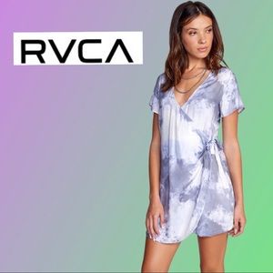 RVCA SKYLINE WRAP DRESS NWT